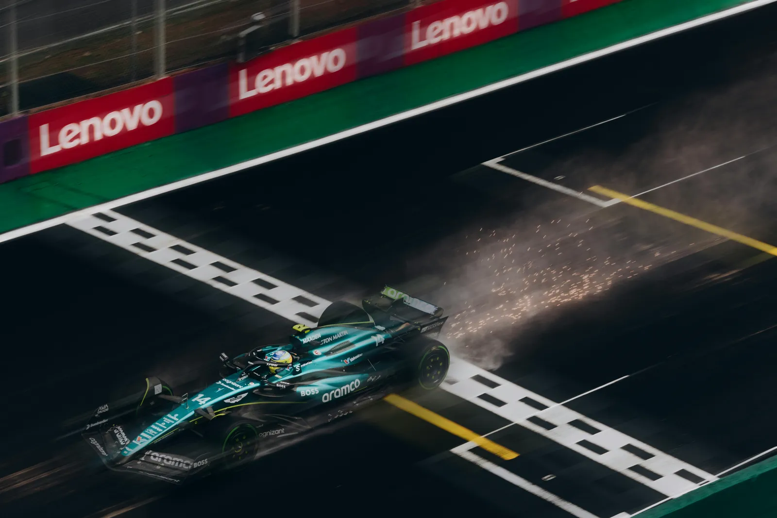 Fernando Alonso interior